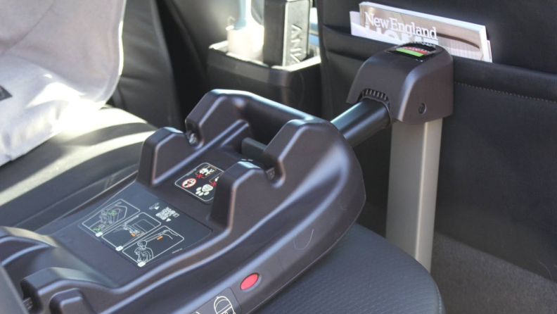 The base of the Tavo Maeve Pet Car Seat installed.