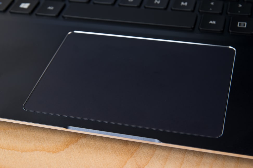 Samsung-ATIV-Book-9-2014-review-design-touchpad.jpg