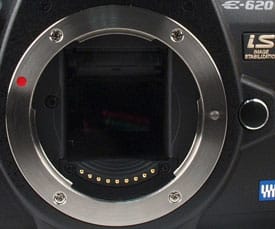 OLYMPUS-E-620-lens-closed.jpg
