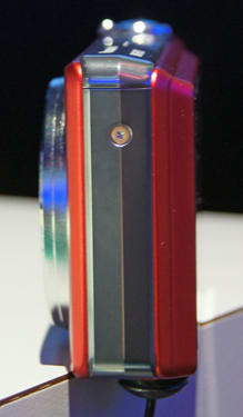 PANASONIC-FH20-left.jpg