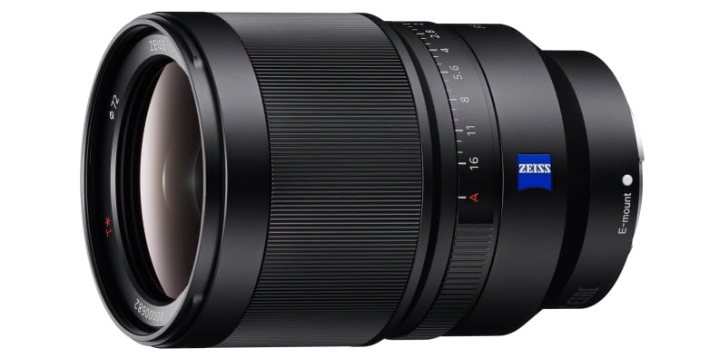 A manufacturer render of the Sony Zeiss Distagon T* FE 35mm F1.4 ZA.