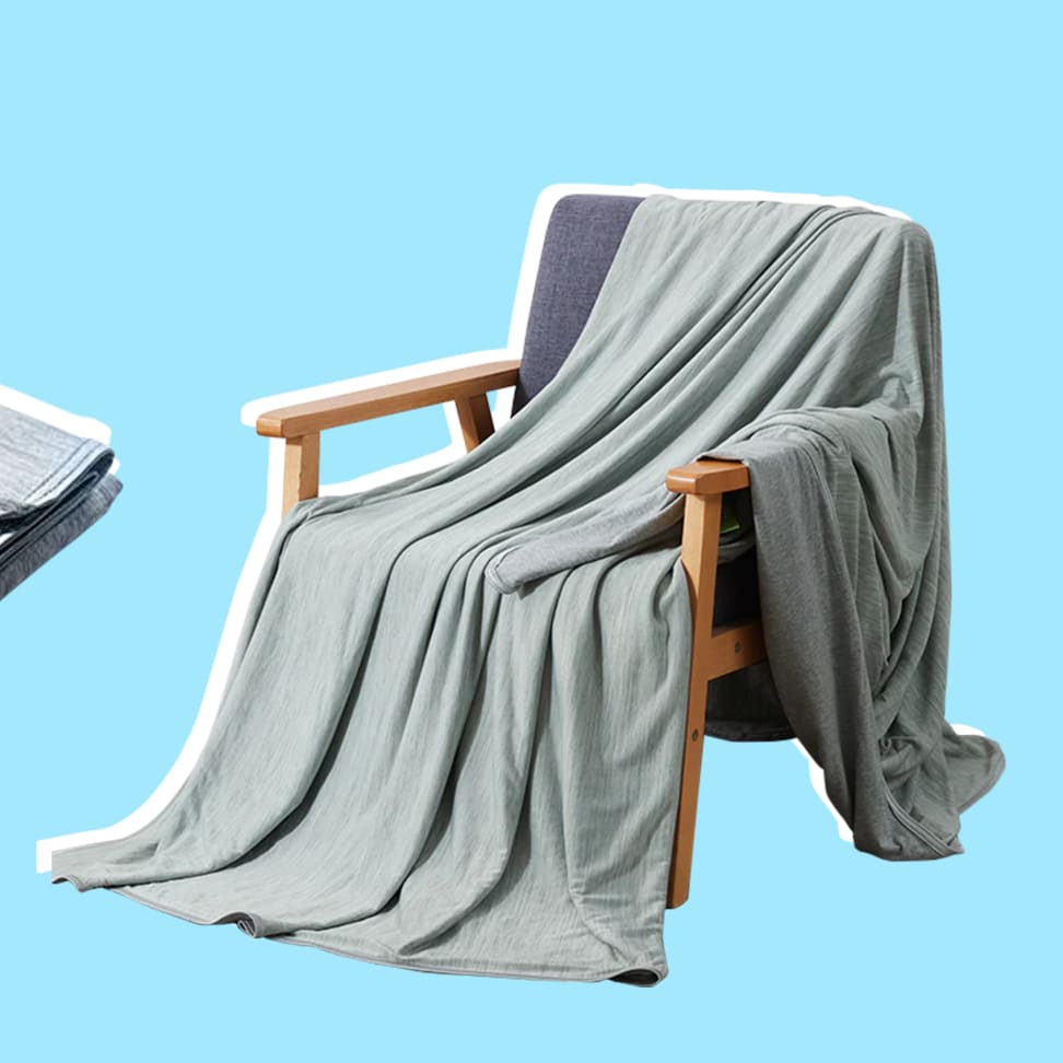 Elegear Revolutionary Cooling Blanket Absorbs Heat to Keep Adults Children Ba... 