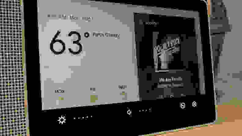 Lenovo Smart Display Weather and Music