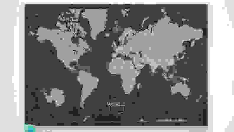 黑色的世界地图，灰色的陆地。