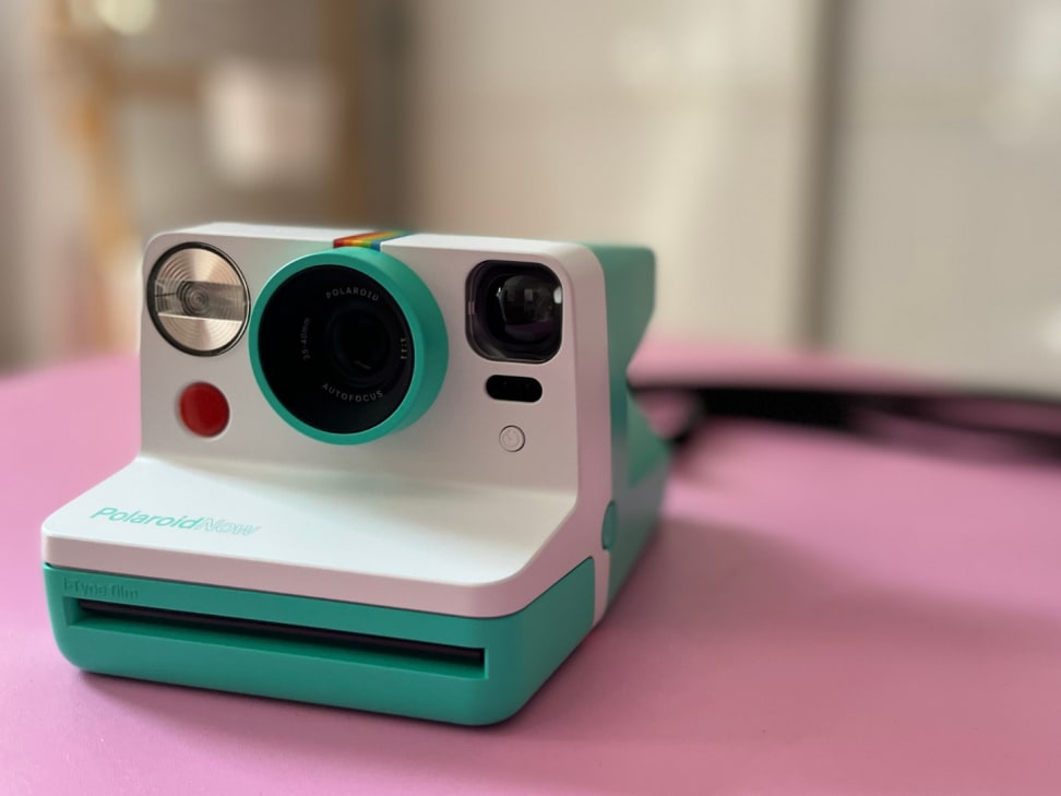 You're gonna have so much fun with the Polaroid Go — Polaroid's newest and  smallest instant camera