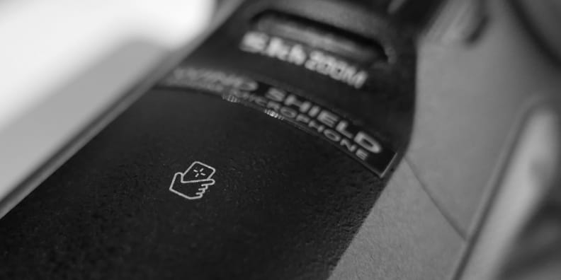 With NFC, you can easily pair up the WX970 and your smartphone for remote recording.