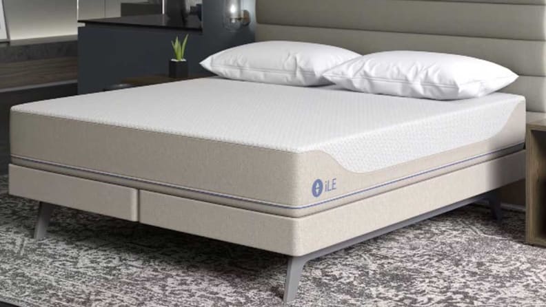 Sleep Number 360 iLE smart bed in a bedroom setup.