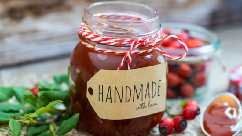 Fruit jams and sauces are popular DIY gifts this year.