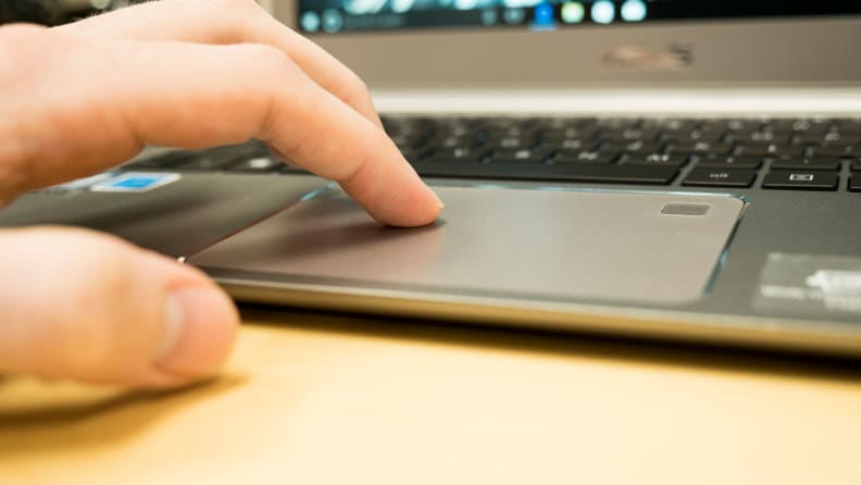 The trackpad on the ZenBook UX330UA isn't the best, but it's slightly above average for the price range.