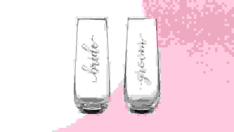 “bride & groom” clear champagne flutes