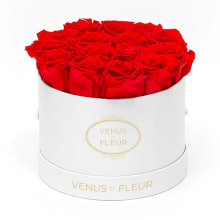 Product image of Venus et Fleur Small Round Eternity Roses