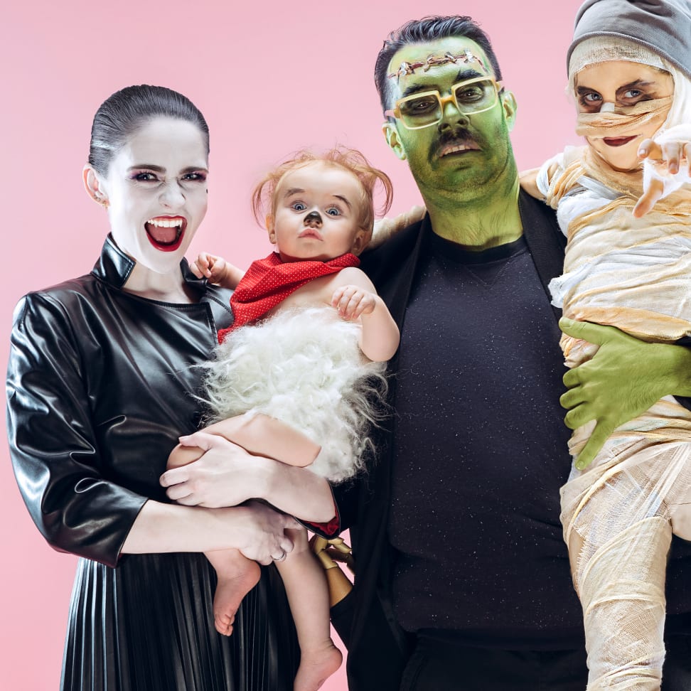 jump in Arrangement continue 14 cute family Halloween costume ideas - Reviewed