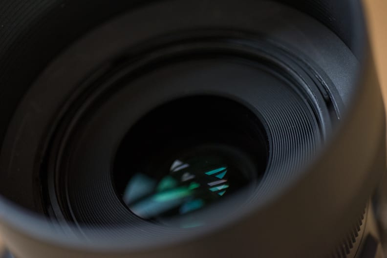 The wide f/1.4 maximum aperture allows for clear low-light shots and beautiful bokeh.