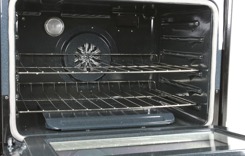 The larger bottom oven cavity