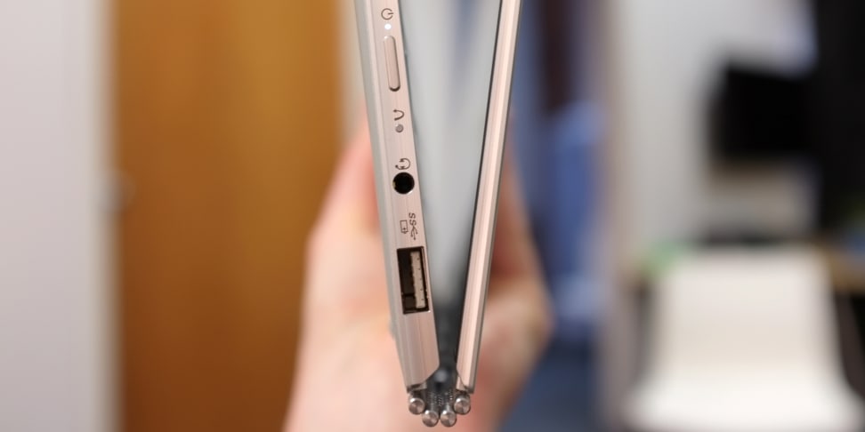 Lenovo Yoga 910 profile