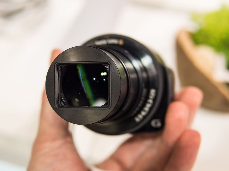 Sony Cyber-shot QX30 – 30x Zoom