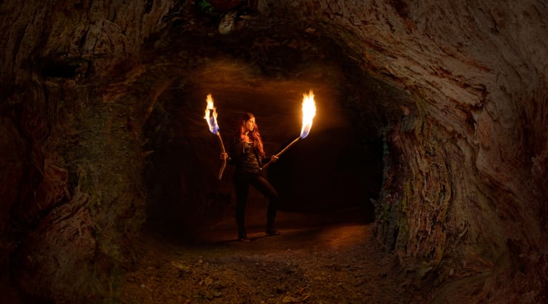 The cave example for full array and edge-lit TVs