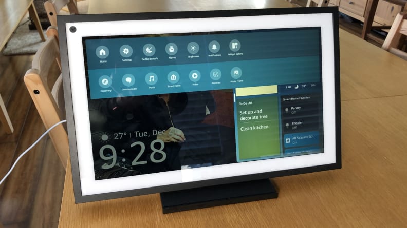 Echo Show 15 Review : The heart of your home?