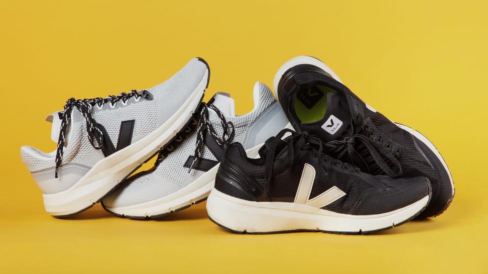 Marlin V-Knit vs. Condor 2 Alveomesh: Which Veja running shoe is