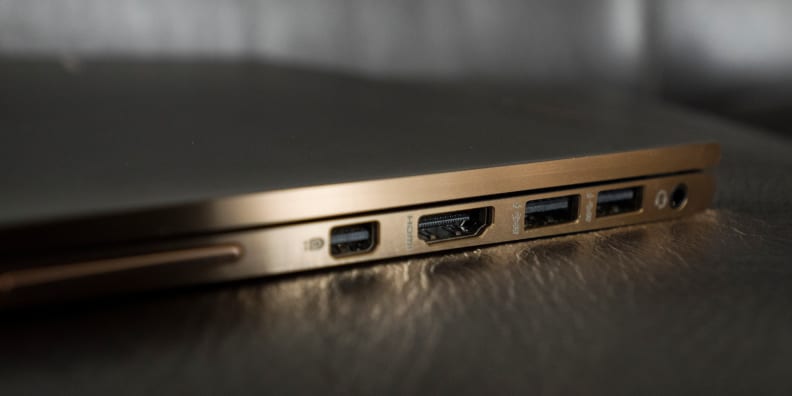 HP Spectre X360 13-inch right ports