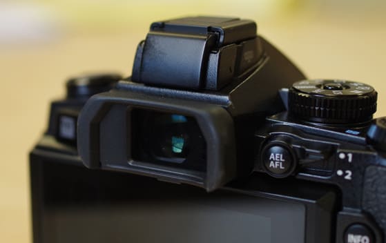OLYMPUS-EM1-EVF.jpg