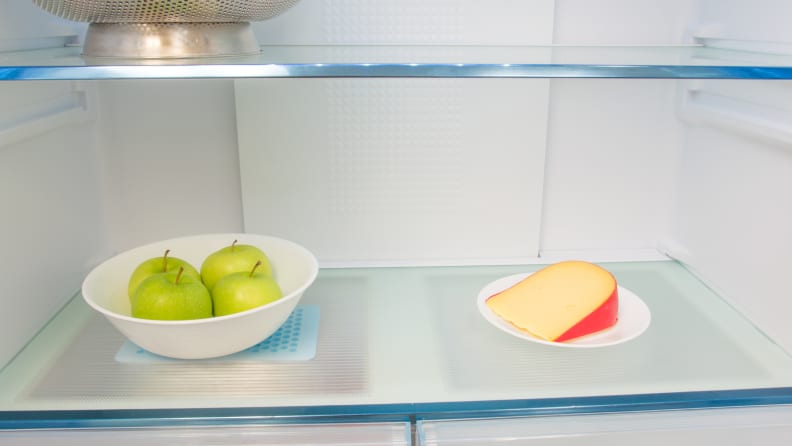 Haier HRQ16N3BGS refrigerator shelves