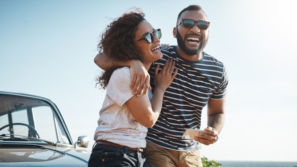 Couple with different socio-economic backgrounds