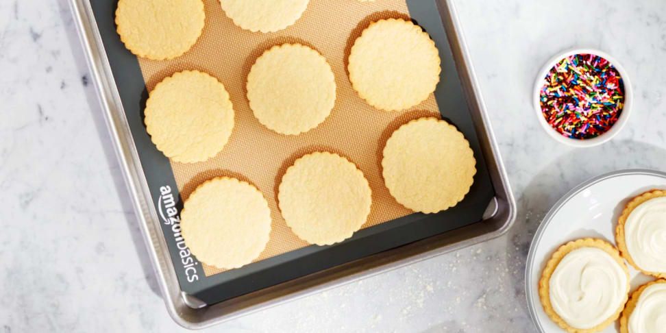 AmazonBasics brand silicone baking mat