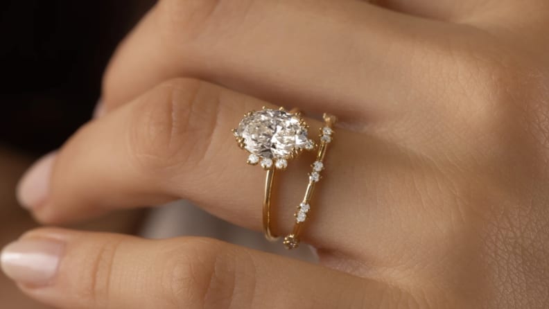 13 Best Places to Buy Engagement Rings Online