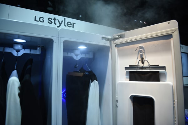 Inside the LG Styler
