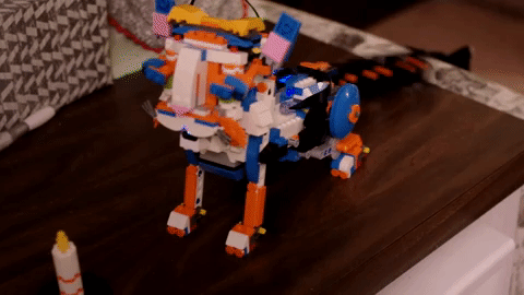 The cat from the LEGO BOOST kit moves