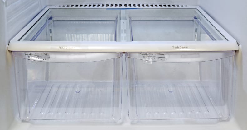 The Frigidaire Gallery FGTR1845QF's unassuming crispers did a great job retaining moisture.