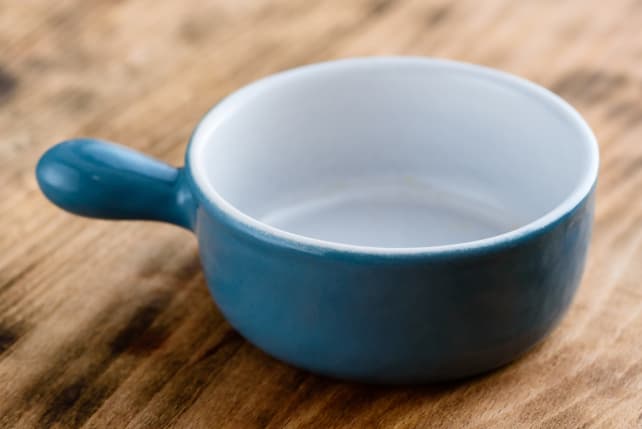 Enameled pot