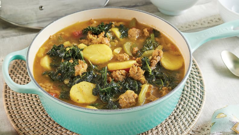 A baking and cooking pot.