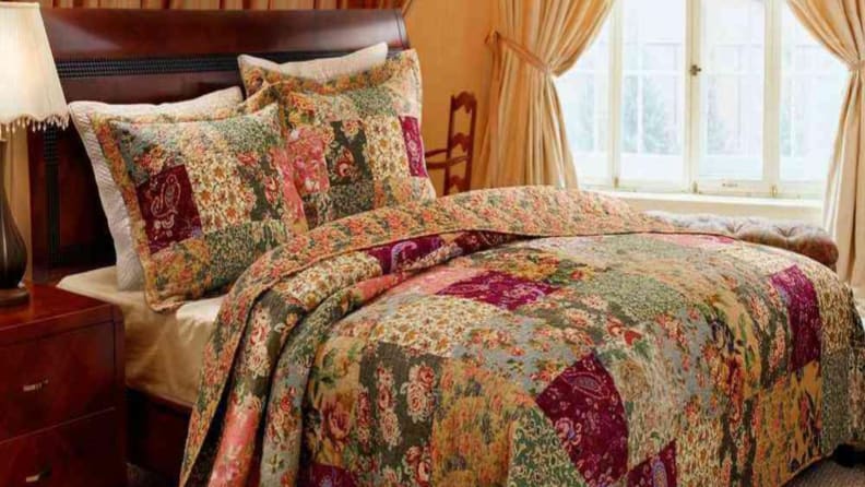 Multicolor comforter