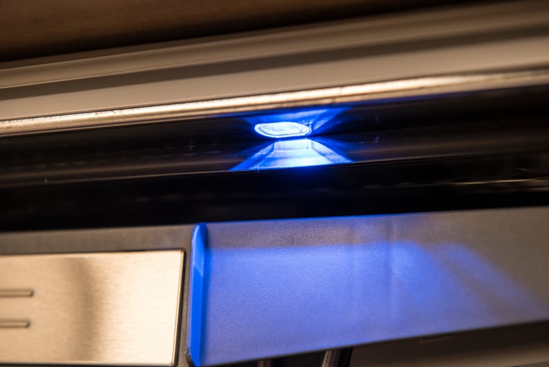 Thermador DWHD650JPR—Interior Light