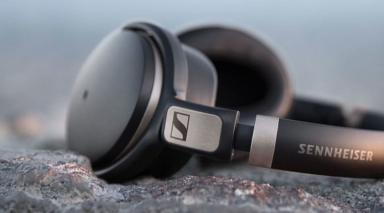 Sennheiser HD 4.50 headphones