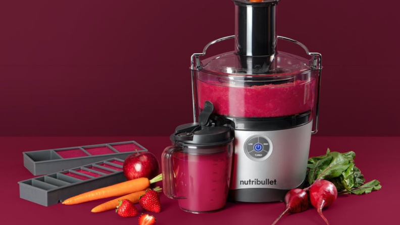 NutriBullet Juicer Pro has many useful accessories.