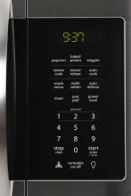 Frigidaire FGMV175QF Controls