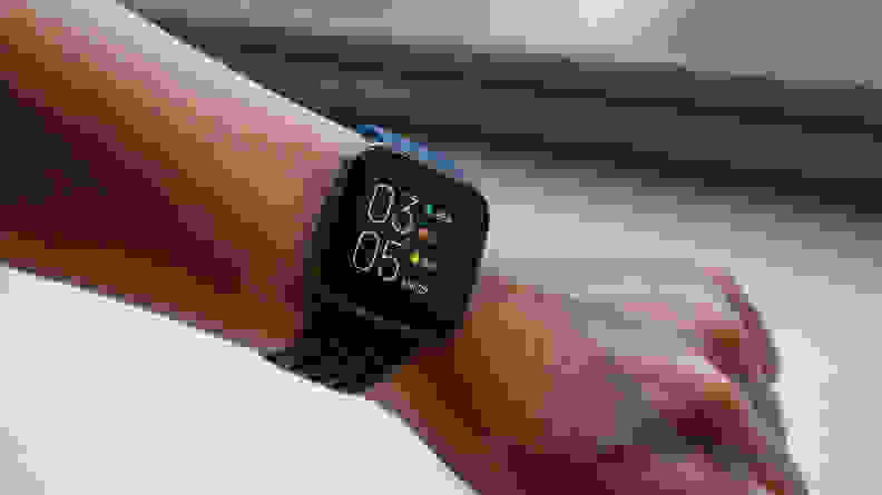 Fitbit Versa 2时钟面