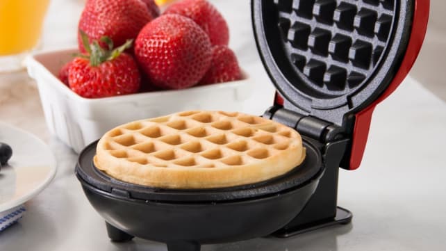 Dash Mini Waffle Maker
