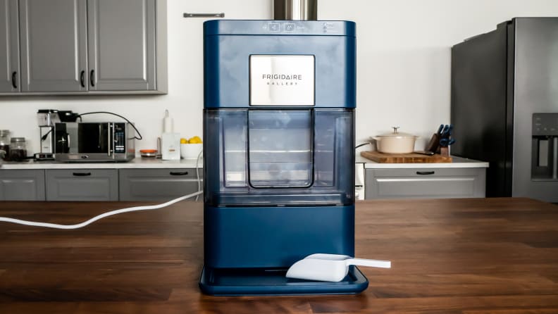 Frigidaire Gallery Crunchy Chewable Nugget Ice Maker, Countertop