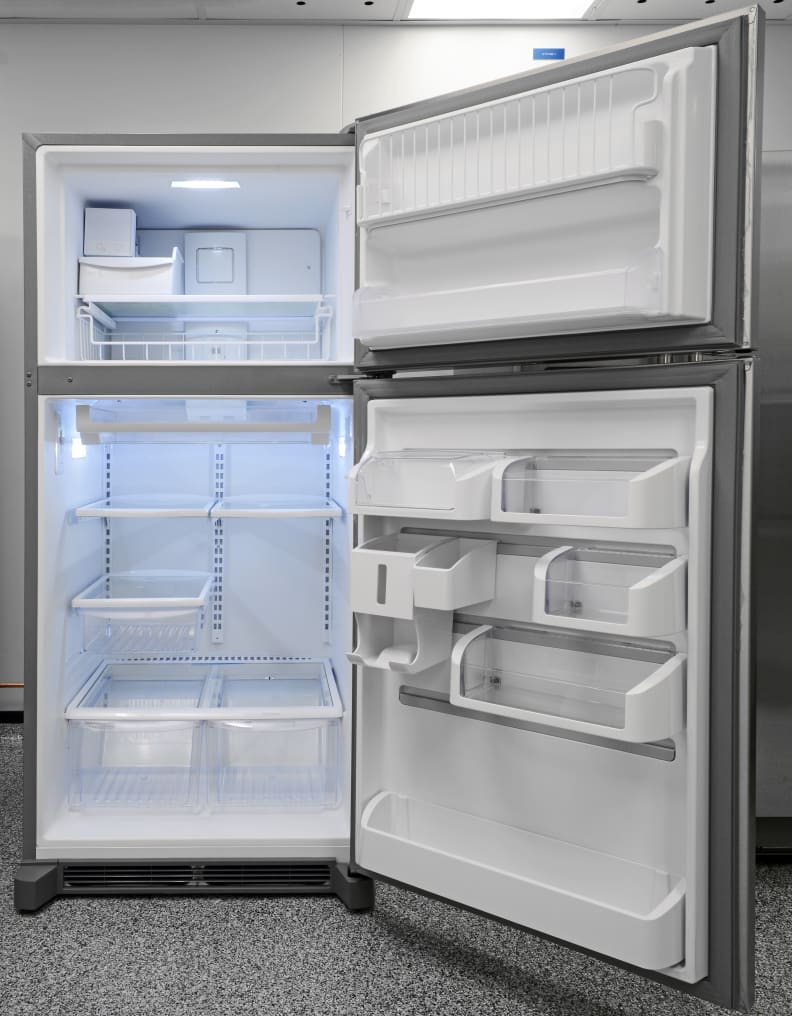 Frigidaire Gallery FGHI2164QF Interior