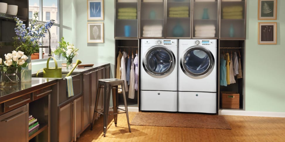 Electrolux EWMGD70JIW 8.0-Cu.-Ft. Gas Dryer