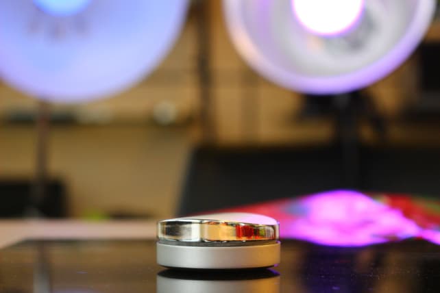 AwoX SmartPEBBLE