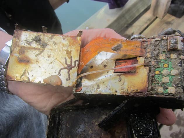 shipwreck-camera-inside.jpg