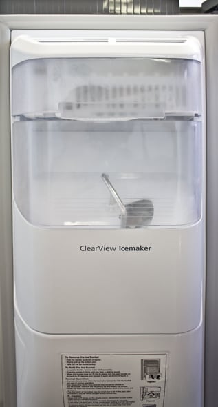 Black & Decker 3.3-cu ft 2-Door Refrigerator, Black - User Opinions and  Insights - Buzzrake