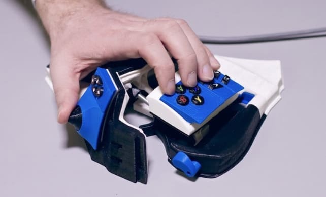 Sinister Hands On.jpg