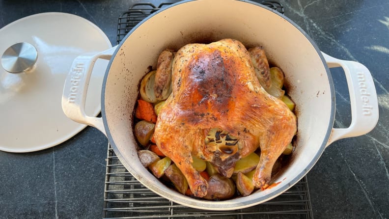 Review: Why I Chose the Lodge Dutch Oven Over Staub and Le Creuset -  InsideHook