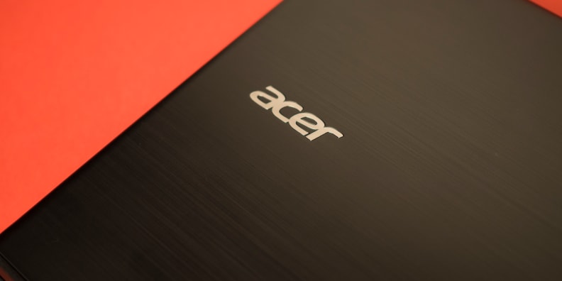 Acer Aspire E15 Lid Logo